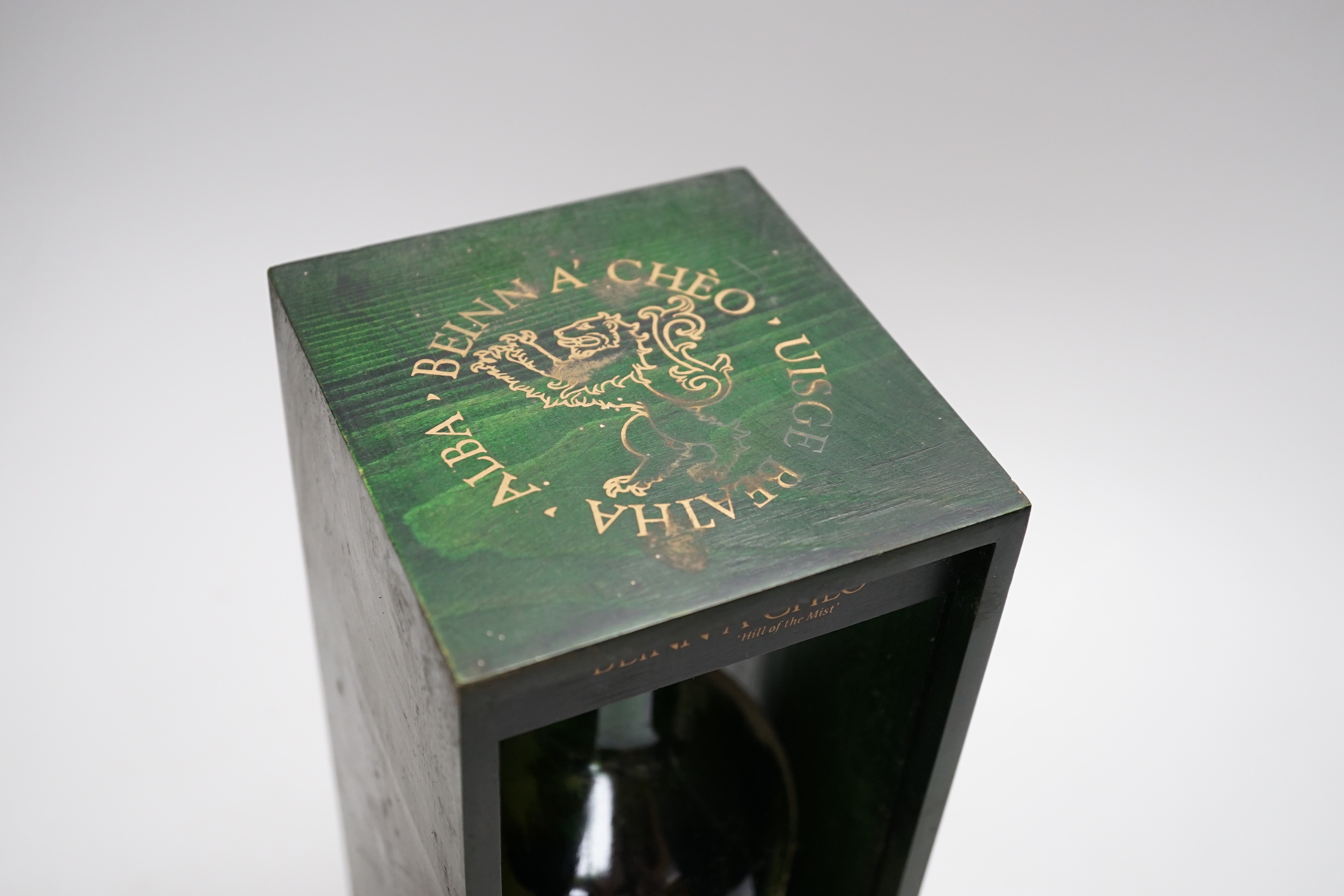 A boxed bottle of Beinn A'Cheo Scotch Whisky